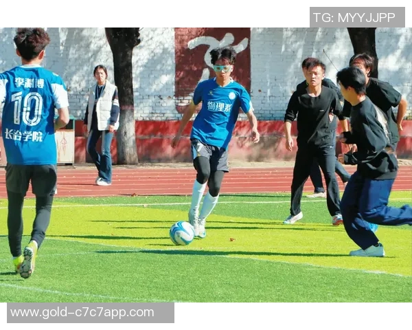 太原海威足球队奋勇争先展现青春风采助力地方足球发展新篇章 太原海威足球队奋勇争先展现青春风采助力地方足球发展新篇章