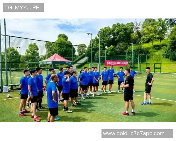 提升中国足球教练培训质量助力青少年足球发展与国家队建设